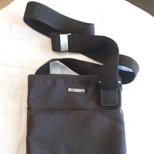 FERRAGAMO CROSS BODY BAG